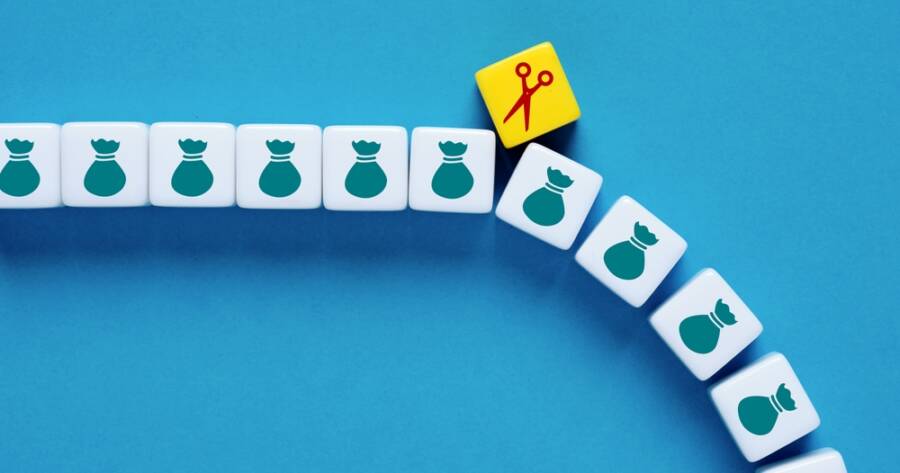 Simple Ways to Cut Expenses Without Feeling Deprived